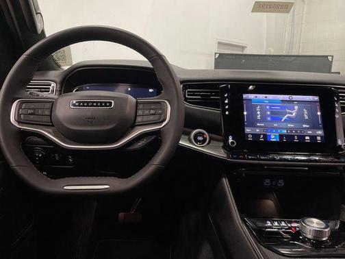 2024 Jeep Wagoneer L Series II 4x4