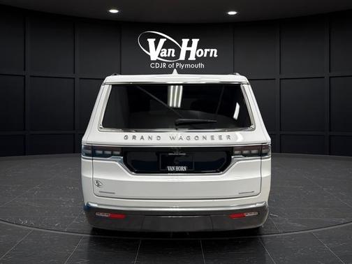 Diamond Black Crystal Pearlcoat 2022 Jeep Grand Wagoneer Series I 4x4