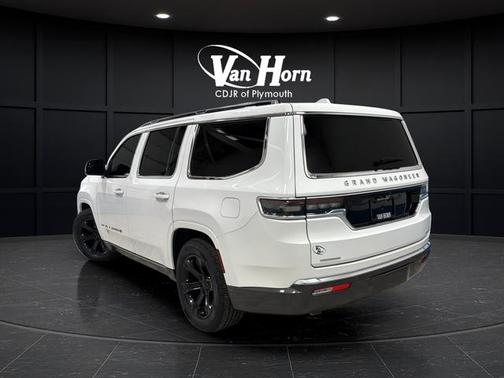 Diamond Black Crystal Pearlcoat 2022 Jeep Grand Wagoneer Series I 4x4