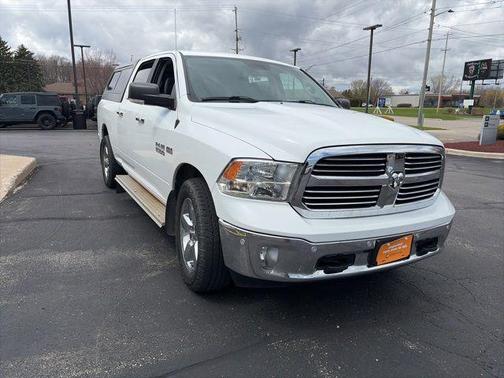 Bright White Clearcoat 2017 RAM 1500 Big Horn