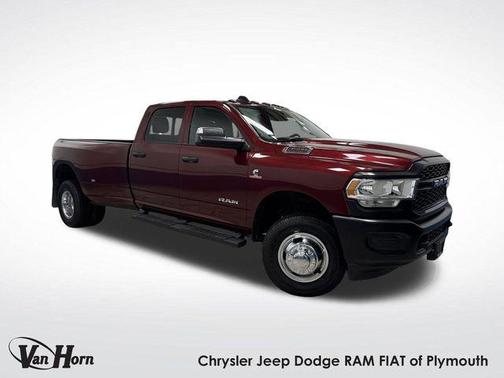 2022 RAM 3500 Tradesman Crew Cab 4x4 8' Box