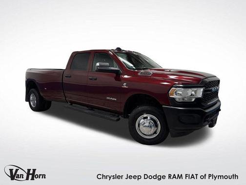 2022 RAM 3500 Tradesman Crew Cab 4x4 8' Box