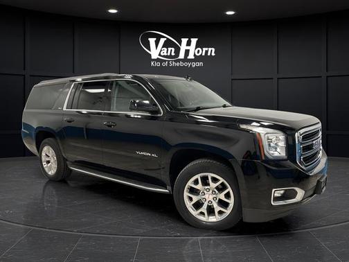 Onyx Black 2016 GMC Yukon XL SLT