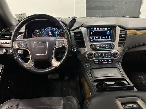 2017 GMC Yukon XL Denali