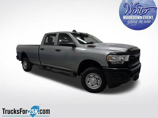 2019 RAM 2500 Tradesman Crew Cab 4x4 8' Box