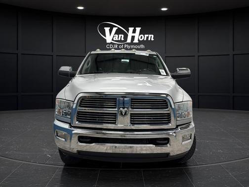 Bright Silver Metallic Clearcoat 2011 Dodge Ram 3500 Laramie