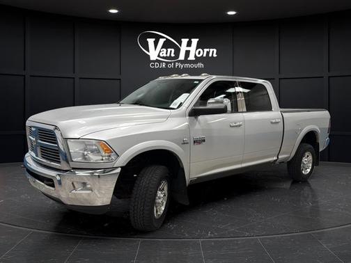 Bright Silver Metallic Clearcoat 2011 Dodge Ram 3500 Laramie