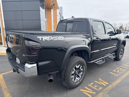 2016 Toyota Tacoma SR