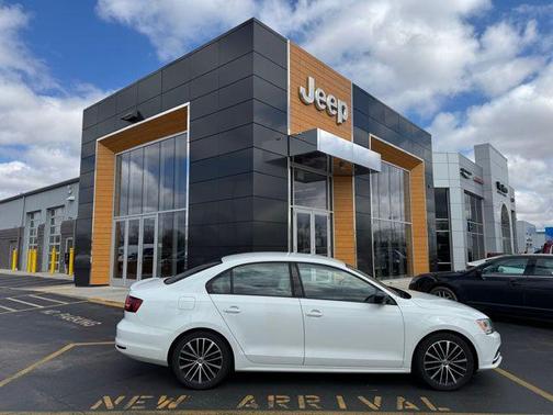 2016 Volkswagen Jetta 1.8T Sport