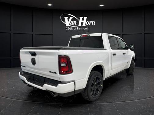 Bright White Clearcoat 2026 RAM 1500 Laramie