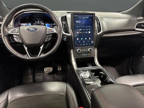 2022 Ford Edge ST Line