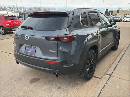 2024 Mazda CX-50 2.5 S Preferred Package