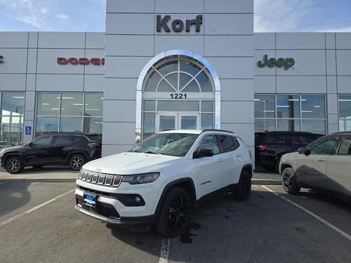 2022 Jeep Compass Latitude Lux