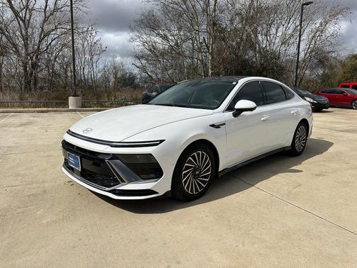 2024 Hyundai SONATA Hybrid Limited