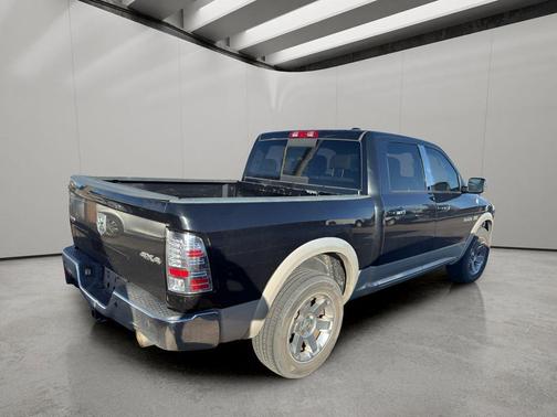 2009 Dodge Ram 1500 Laramie Crew Cab