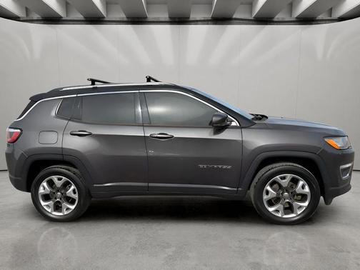 Granite Crystal Metallic Clearcoat 2019 Jeep Compass Limited