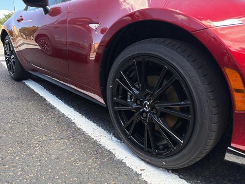 Soul Red Crystal Metallic 2026 Mazda MX-5 Miata Club