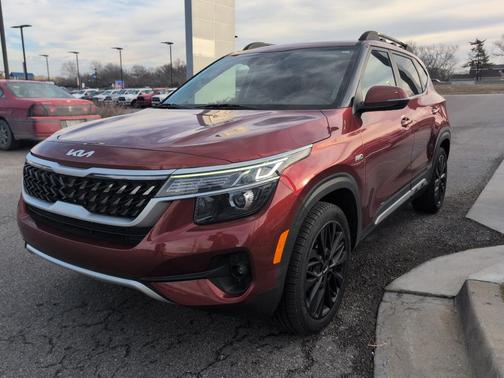 2022 Kia Seltos Nightfall Edition