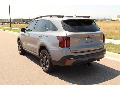 2025 Kia Sorento SX