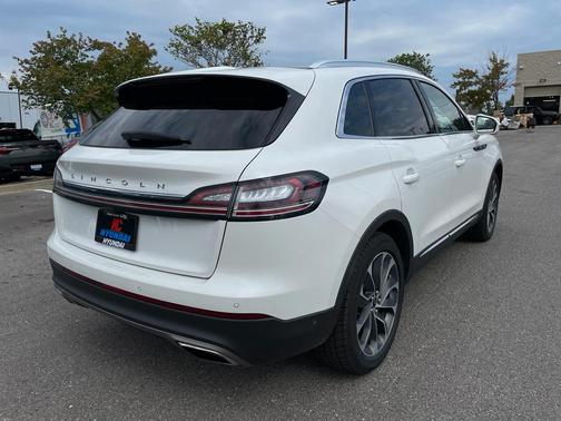 2021 Lincoln Nautilus Reserve