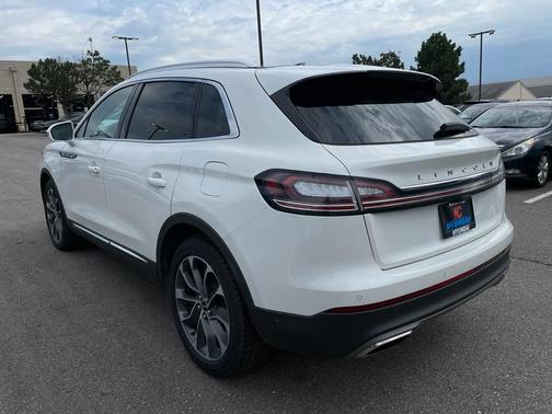 2021 Lincoln Nautilus Reserve