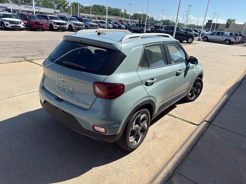 Mirage Green 2025 Hyundai VENUE SEL