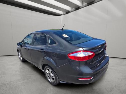 MAGNETIC 2019 Ford Fiesta SE