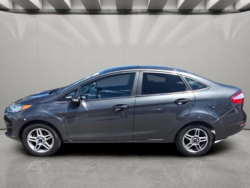 MAGNETIC 2019 Ford Fiesta SE