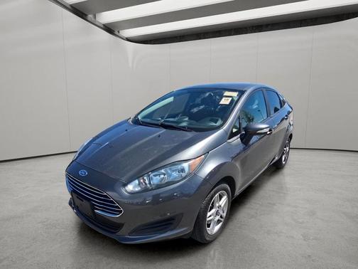MAGNETIC 2019 Ford Fiesta SE