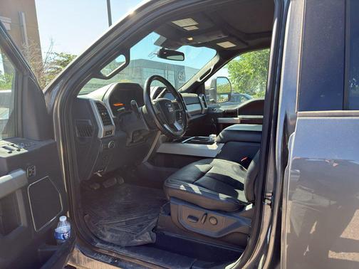 Carbonized Gray Metallic 2022 Ford F-250 Lariat