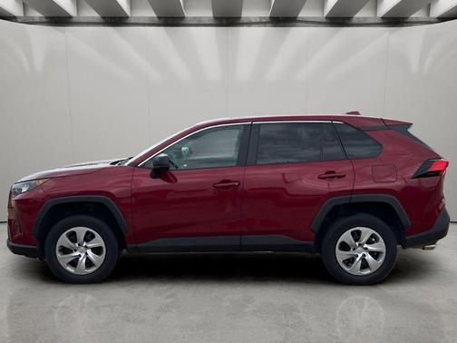 Ruby Flare Pearl 2022 Toyota RAV4 LE