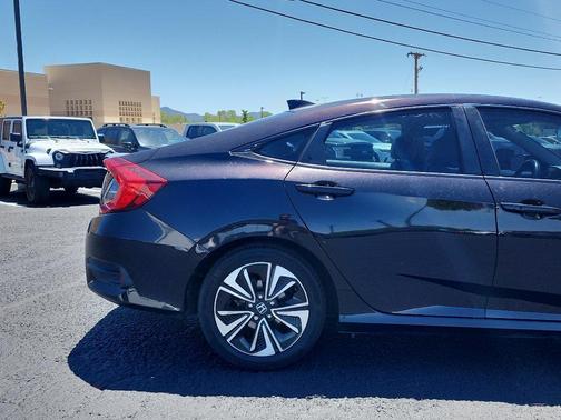Red 2018 Honda Civic EX-T