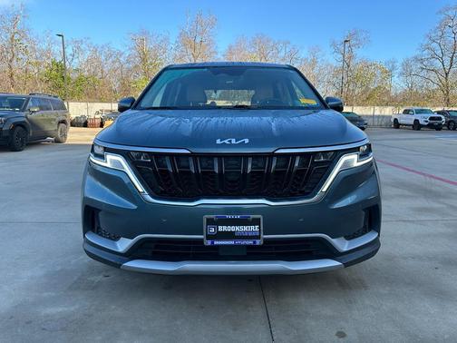 2022 Kia Carnival EX