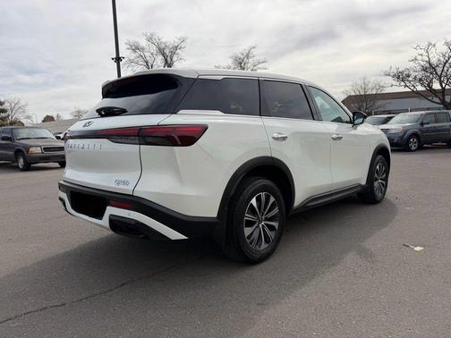 2024 INFINITI QX60 Pure