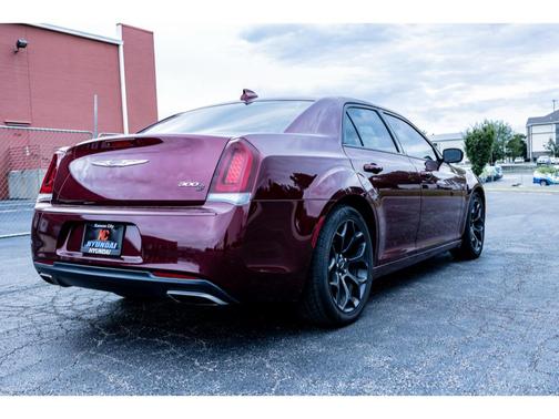 2019 Chrysler 300 S