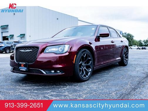 2019 Chrysler 300 S