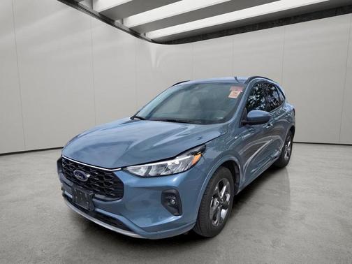 VAPOR BLUE METALLIC 2024 Ford Escape ST-Line Select