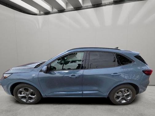 VAPOR BLUE METALLIC 2024 Ford Escape ST-Line Select