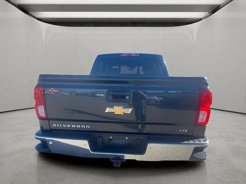 Graphite Metallic 2018 Chevrolet Silverado 1500 LTZ
