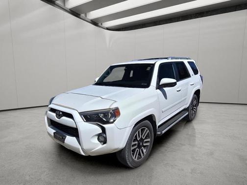 Super White 2014 Toyota 4Runner SR5