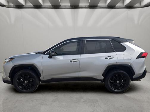2023 Toyota RAV4 Hybrid SE