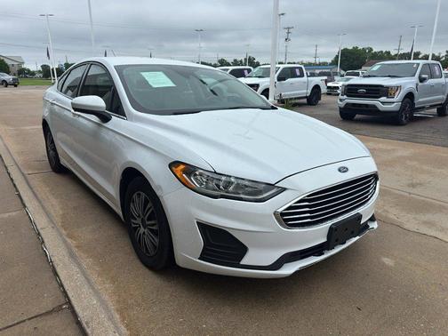 OXFORD WHITE 2019 Ford Fusion S