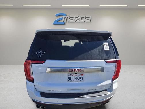 Summit White 2023 GMC Yukon Denali