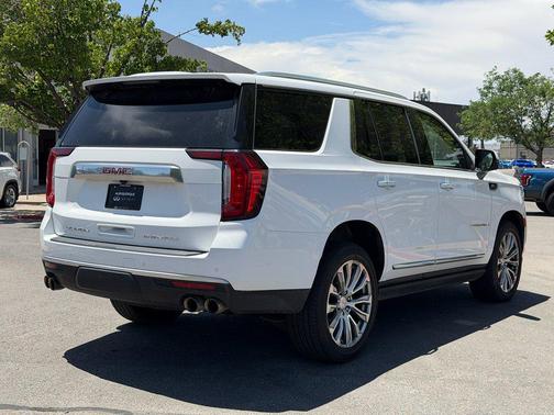 Summit White 2023 GMC Yukon Denali