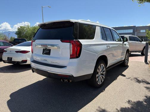 Summit White 2023 GMC Yukon Denali