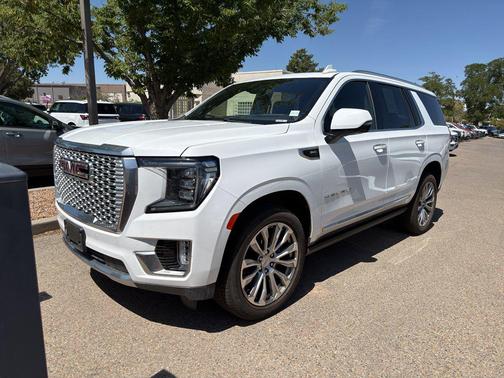Summit White 2023 GMC Yukon Denali