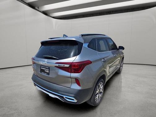 Steel Gray 2023 Kia Seltos EX