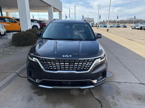 2024 Kia Carnival SX