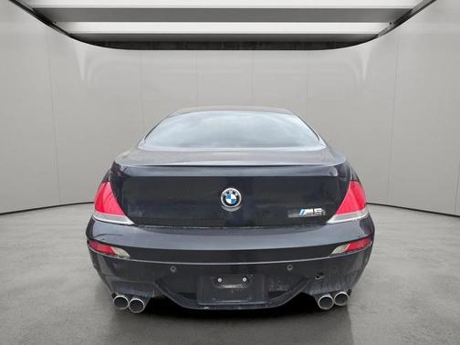 Black 2006 BMW M6 Base