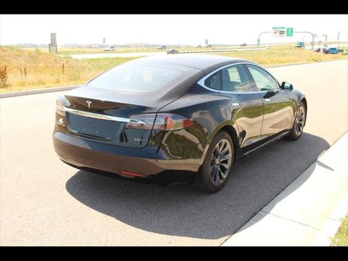 2018 Tesla Model S Long Range